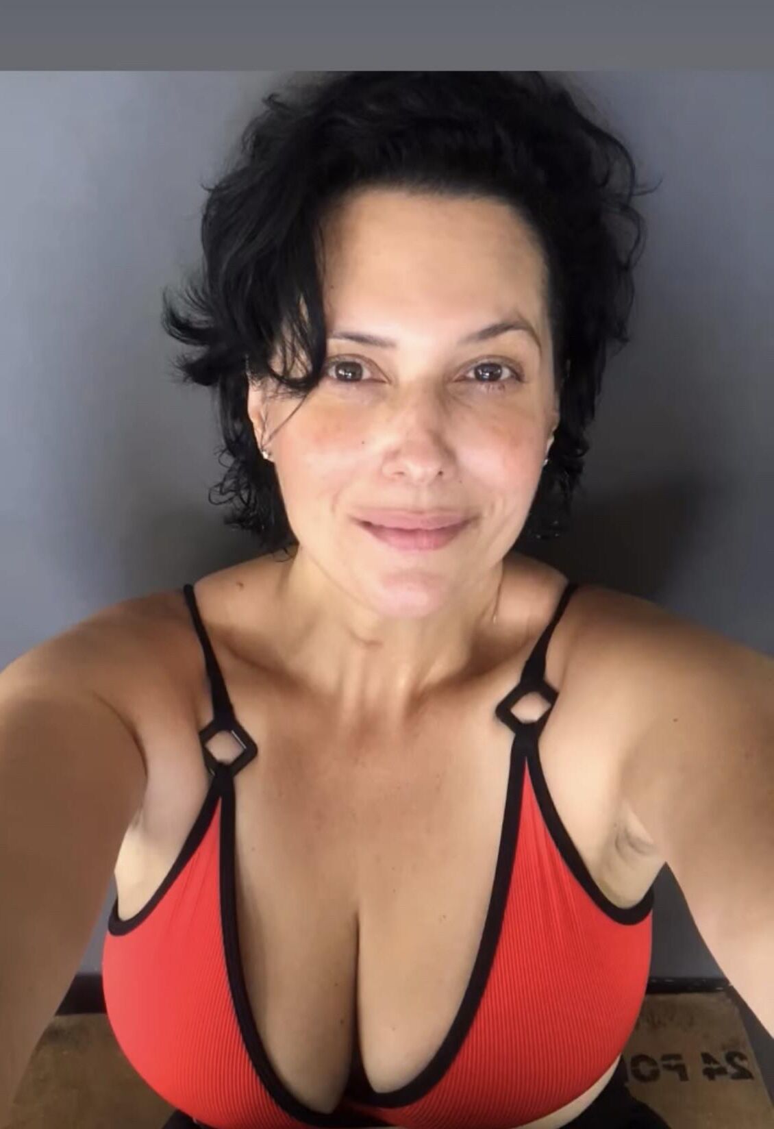 sexy busty Brazilian bitch