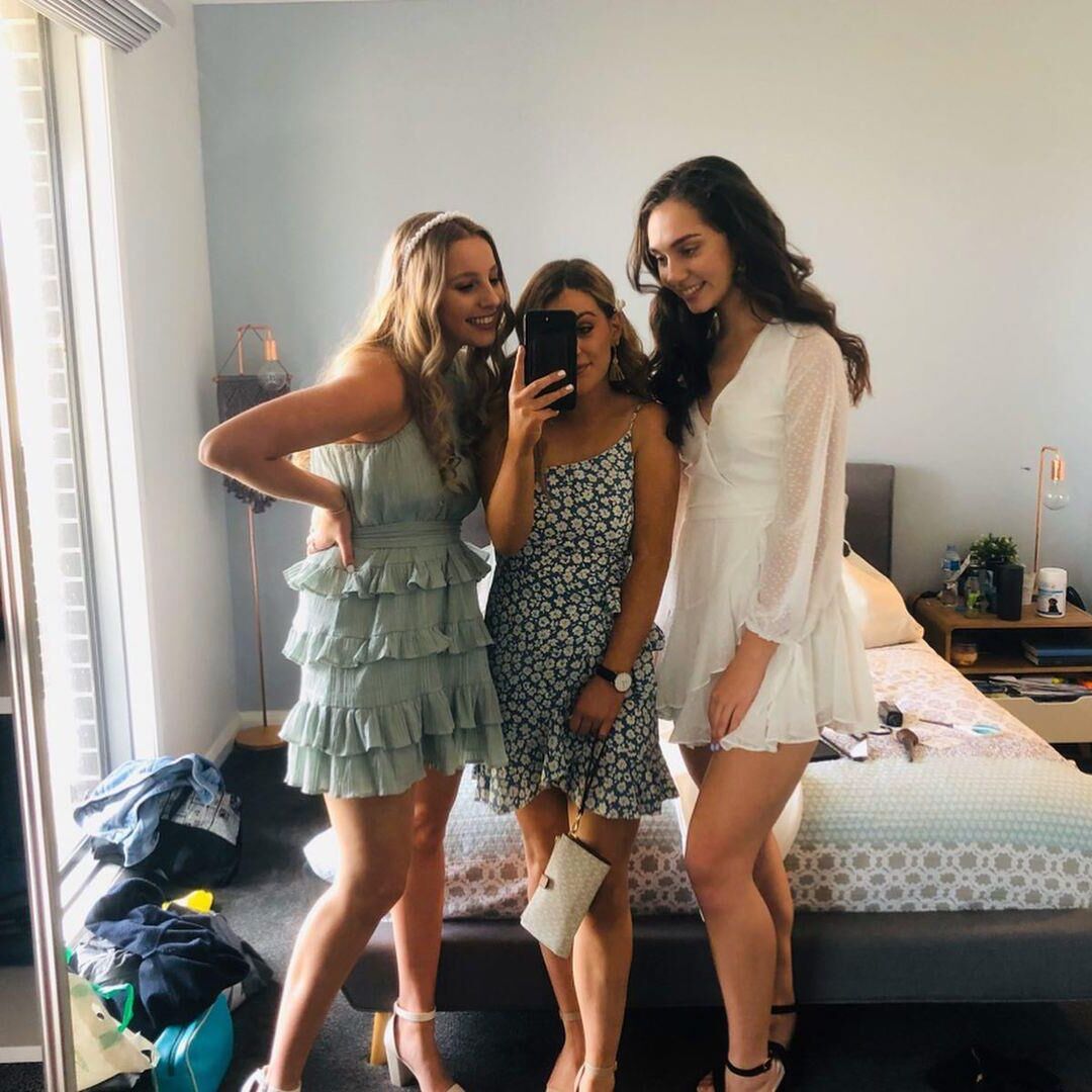 Aussie Uni Sluts and Bimbos