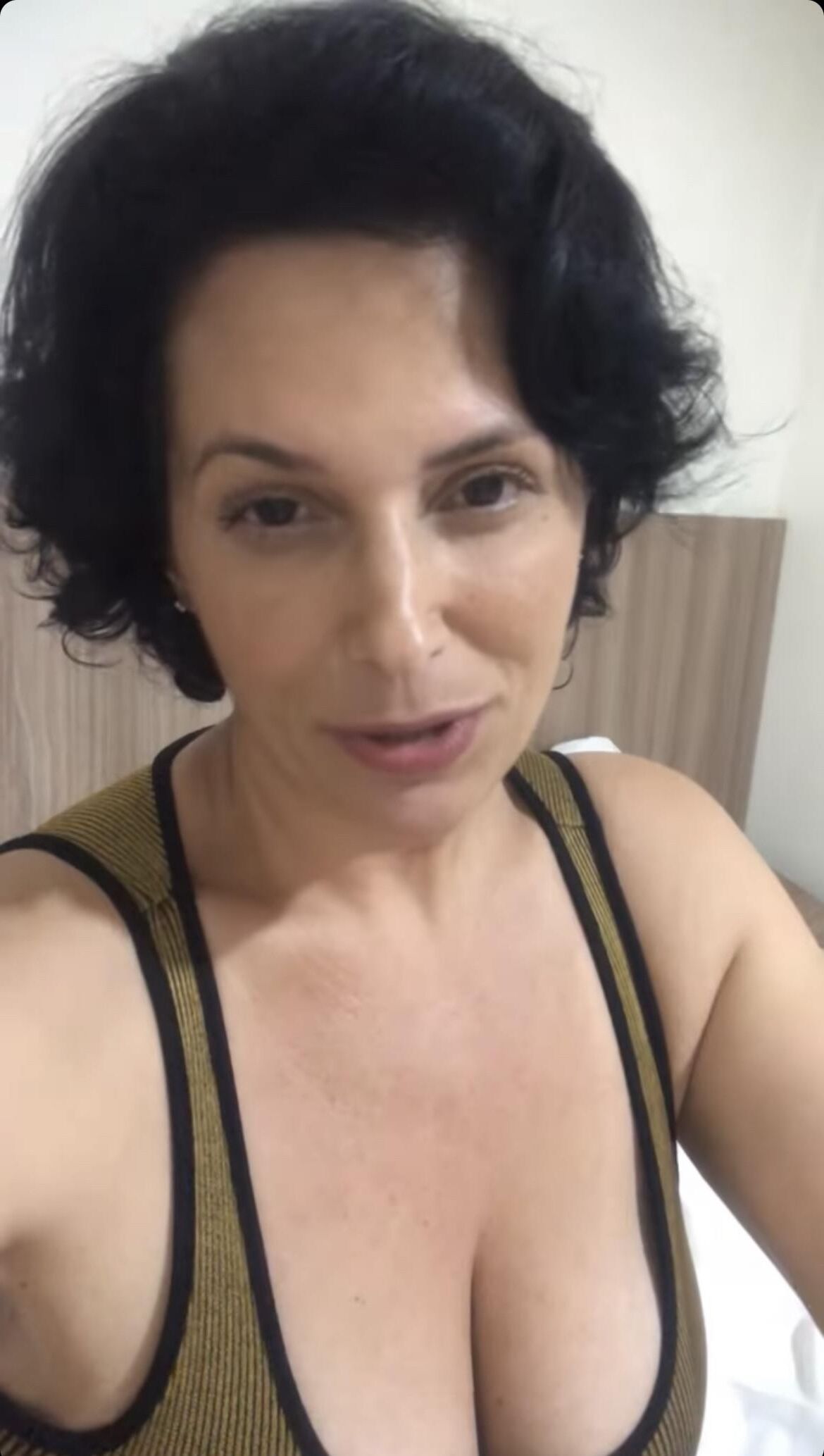 sexy busty Brazilian bitch