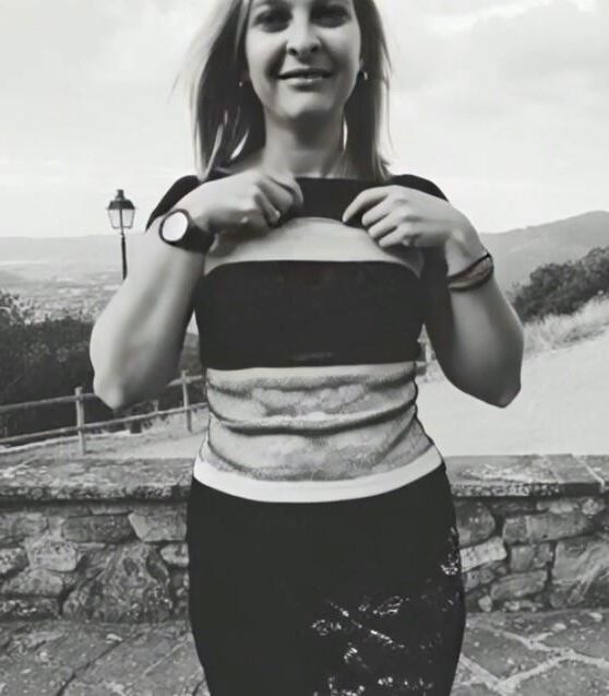 Alba López posando sexy