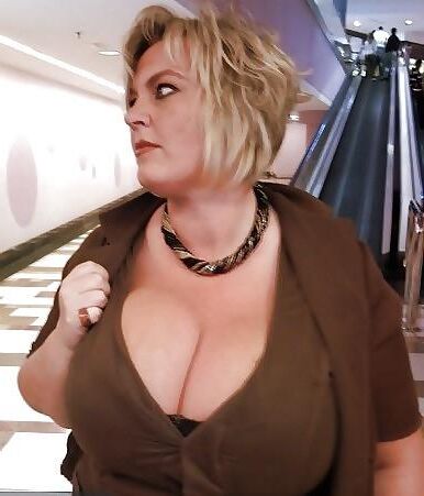 bigger is better (non nude)