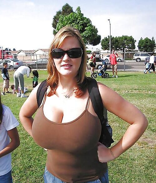 bigger is better (non nude)