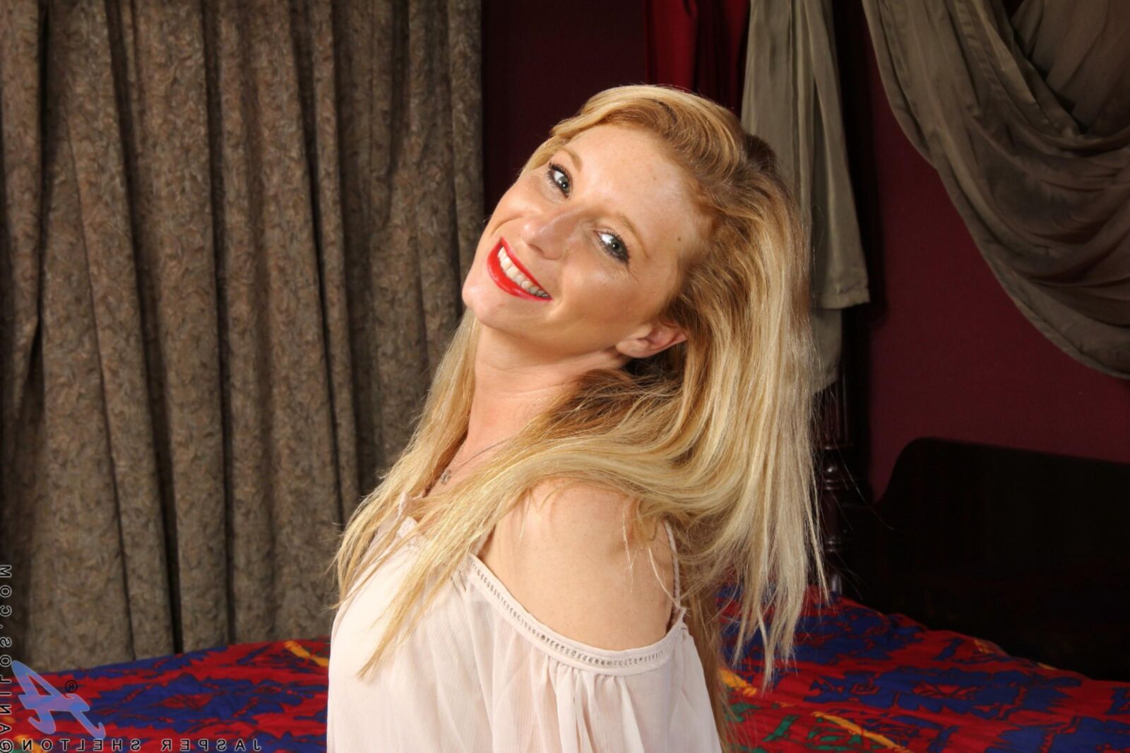 . Jasper Shelton. Strawberry blonde MILF