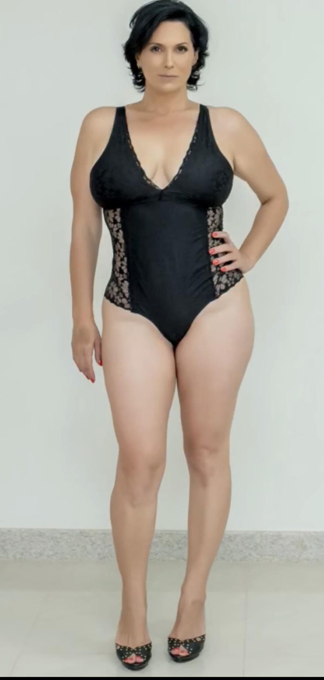 sexy busty Brazilian bitch