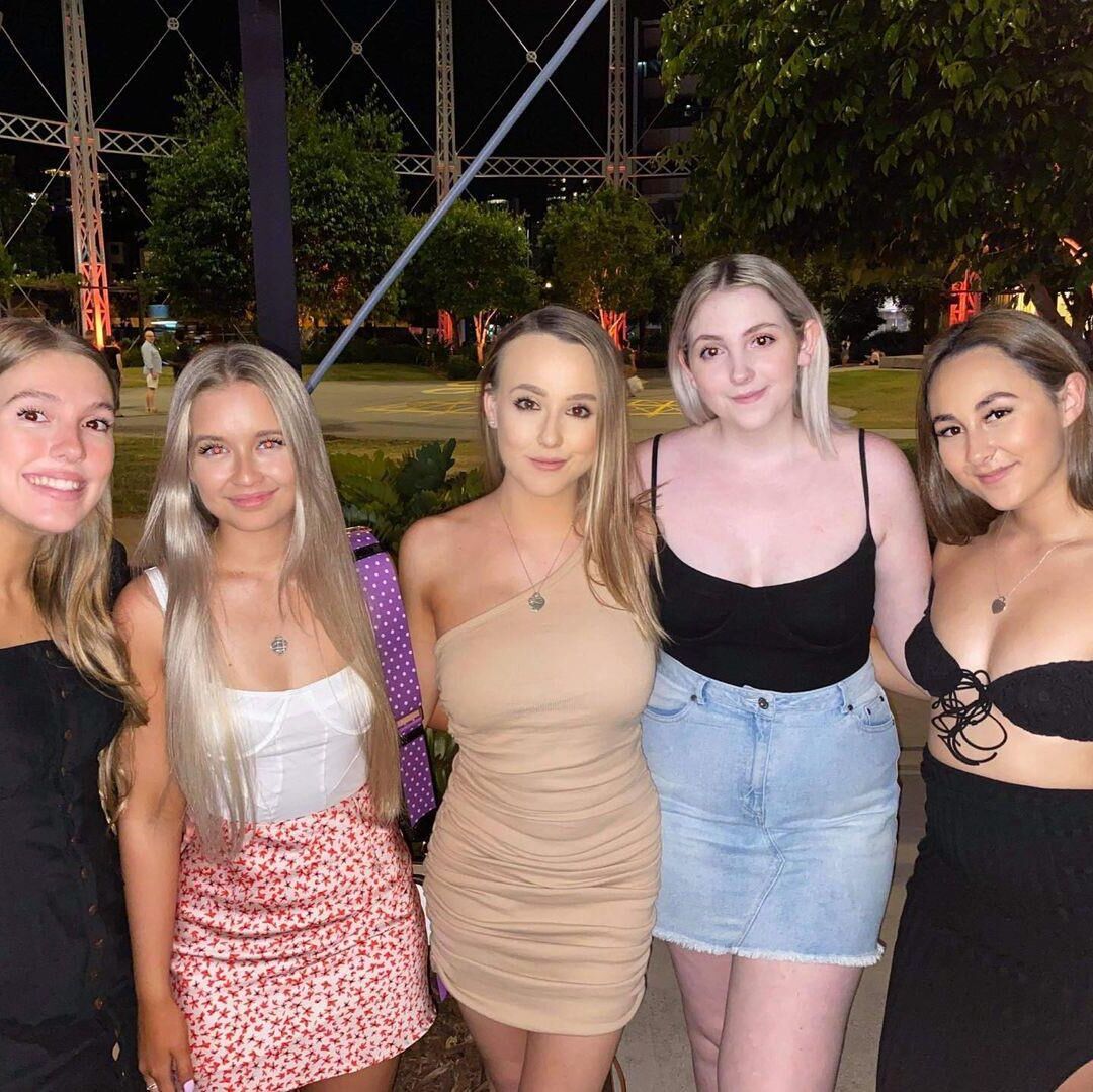 Aussie Uni Sluts and Bimbos