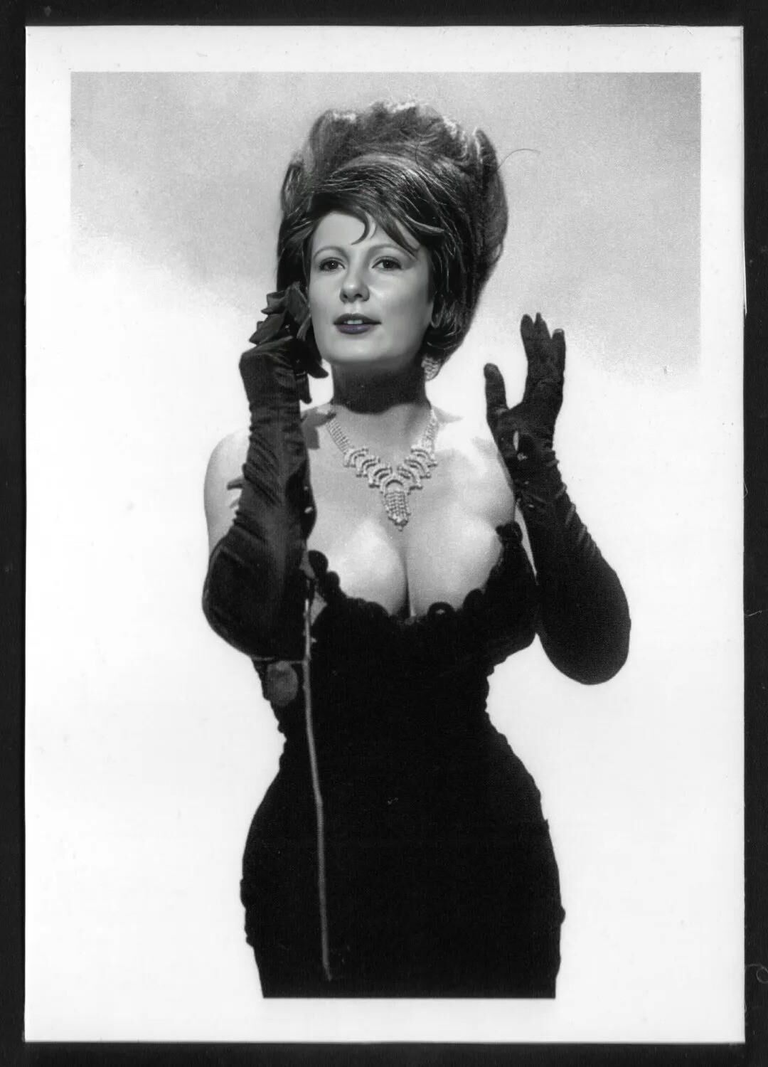 Classic retro vintage Moyra volume 