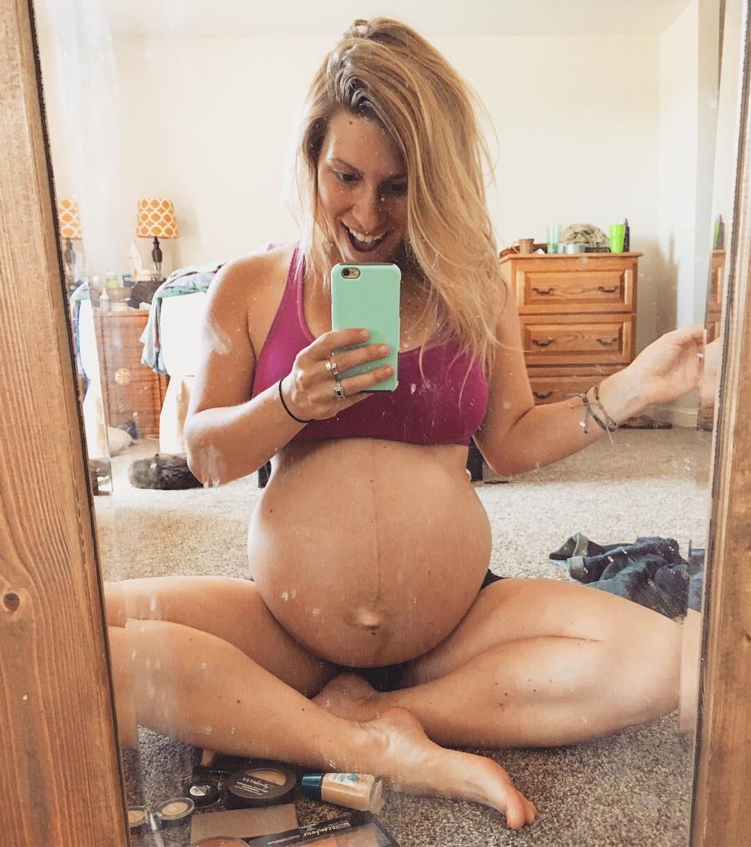 Yummy Preggo Amateurs 