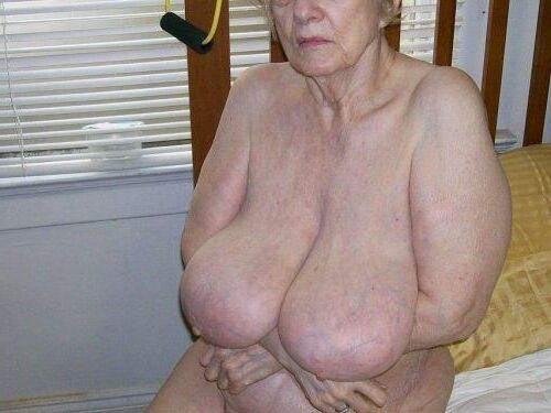 Old granny titts 