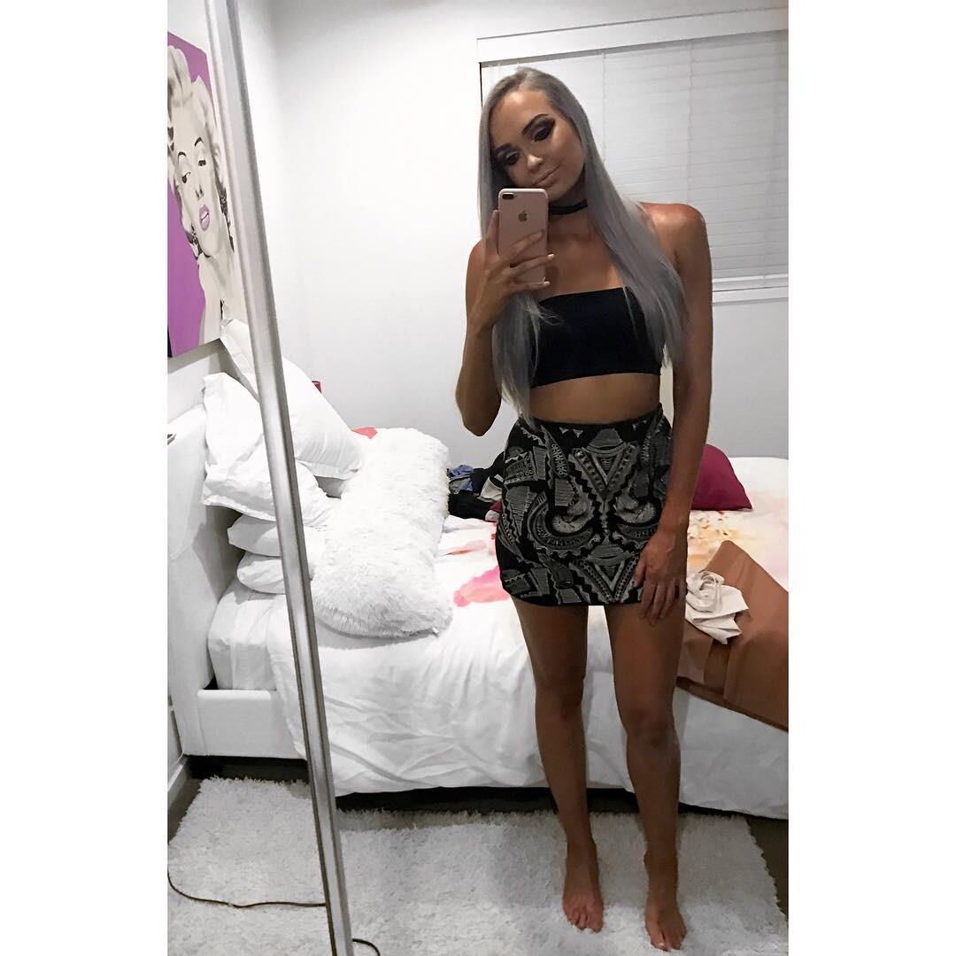 Australianos uni putas y bimbos