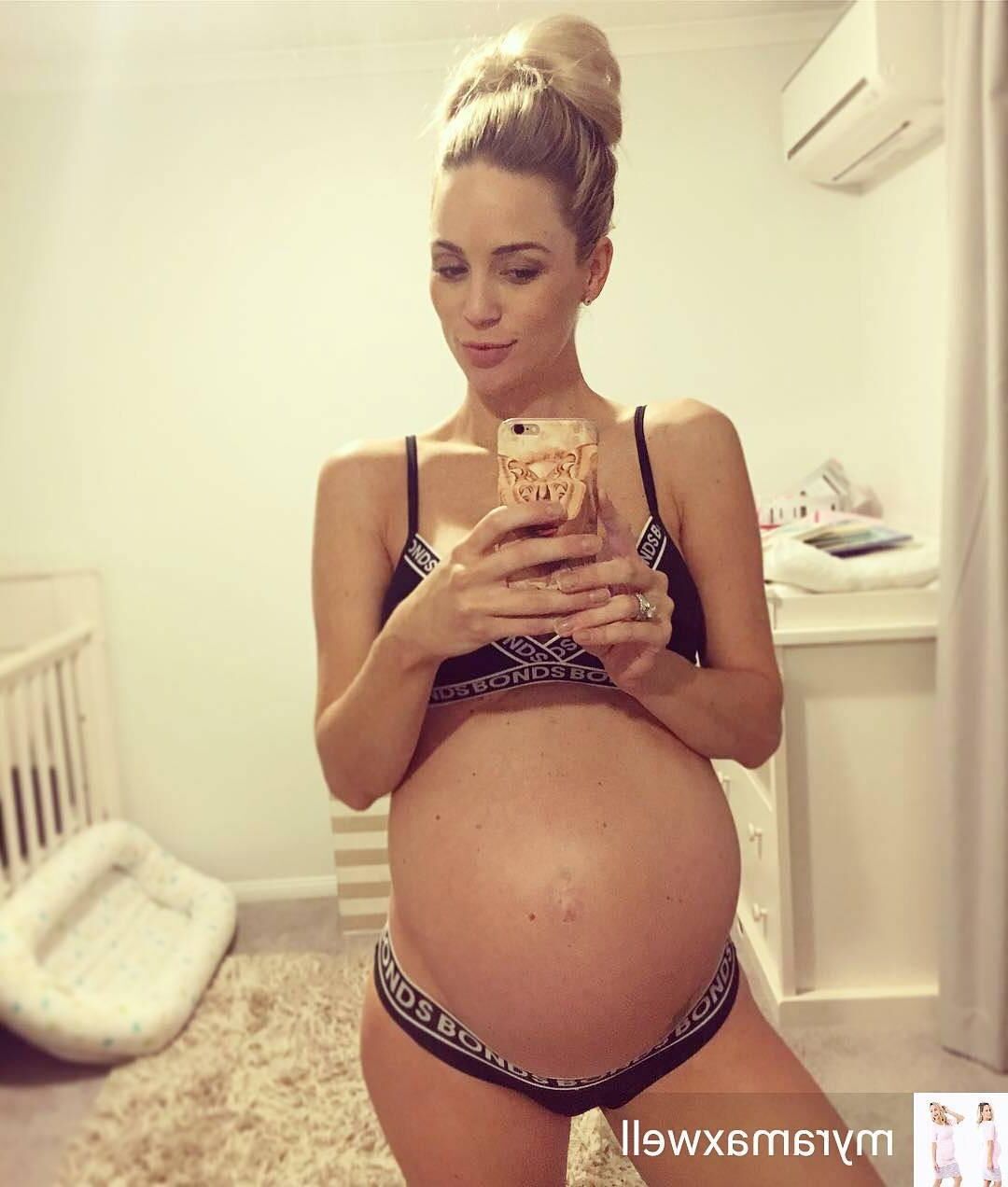 Yummy Preggo Amateurs 