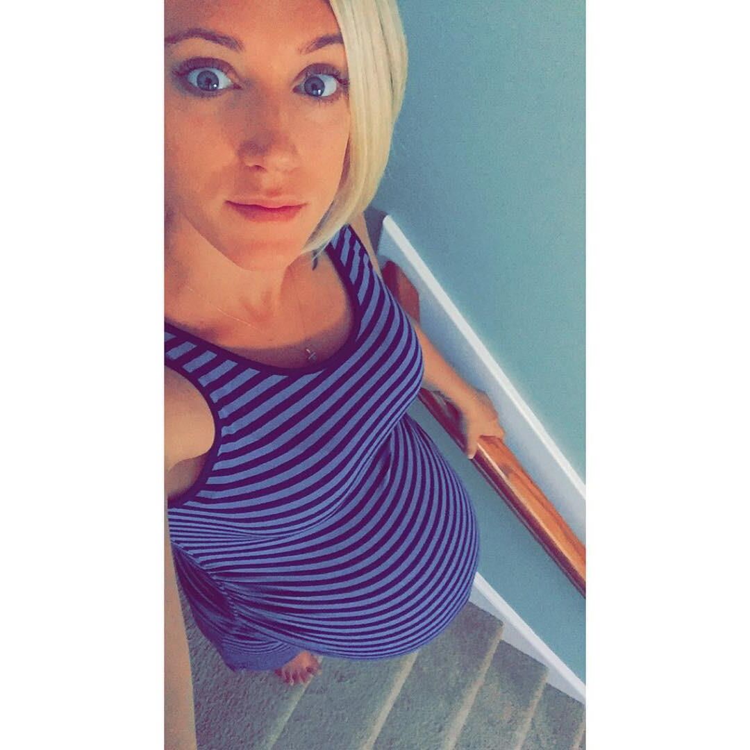 Yummy Preggo Amateurs 