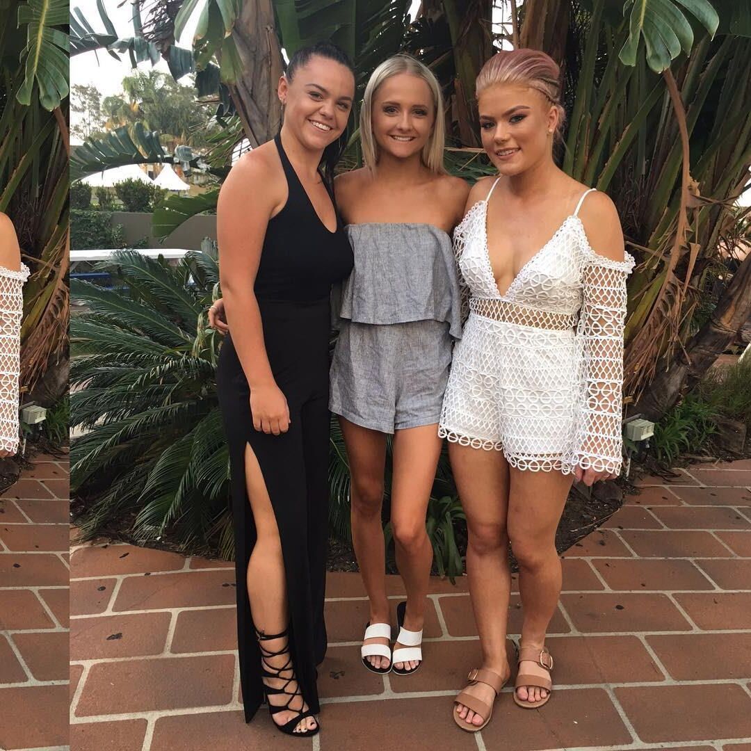 Australianos uni putas y bimbos