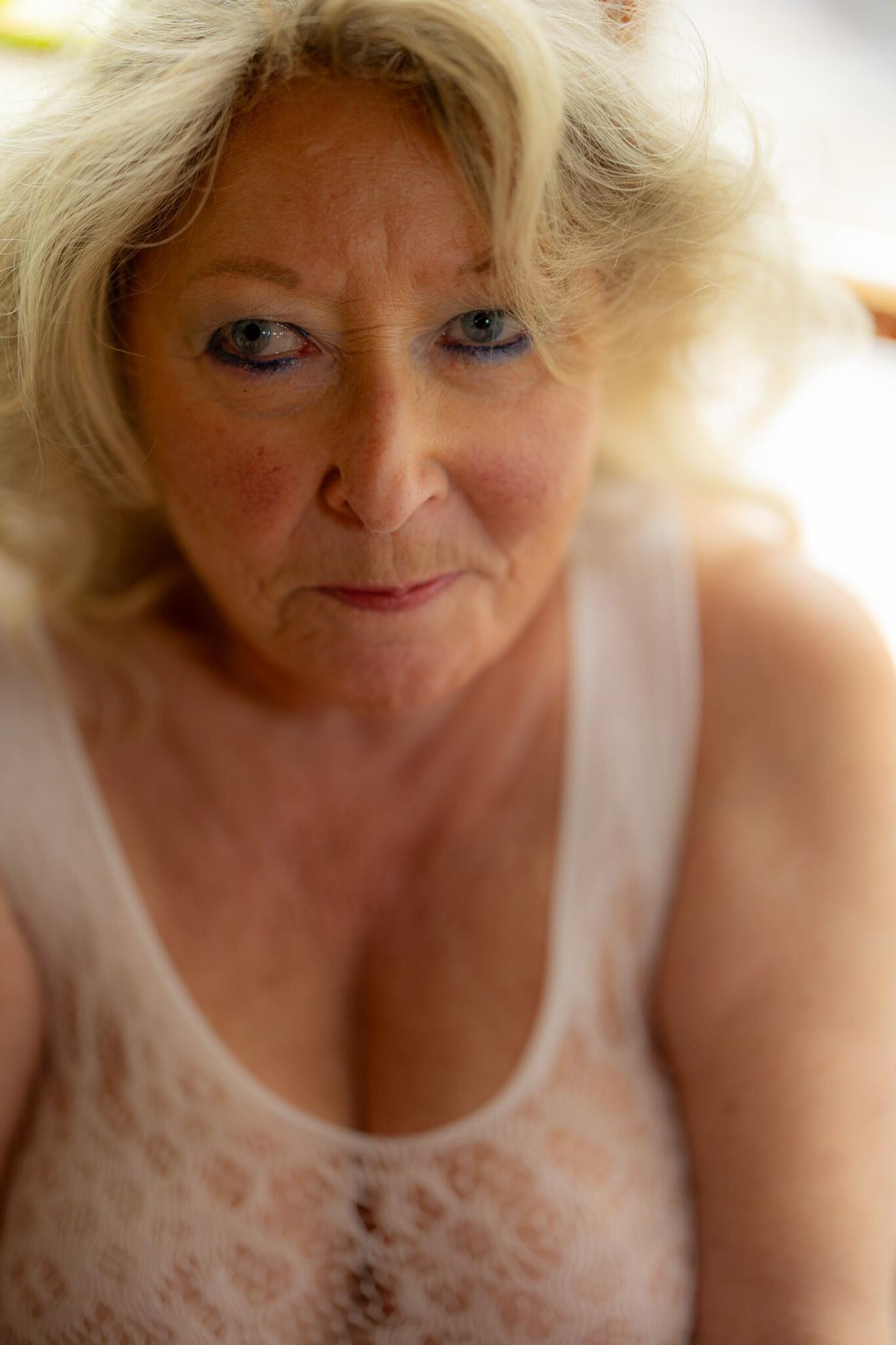 Oma> yo liebt es so saugen und ficken Teil