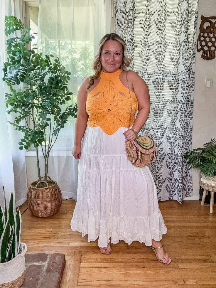 P interest In Beauty Focus on Blonde Milf Pawg Model