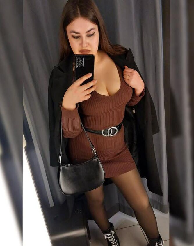 Andjela serbian busty girl big ass and tits