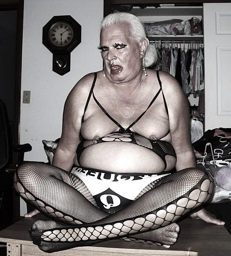Shuggah Is Now A Fat Nasty Q.O.S Flabpile Sex Sow