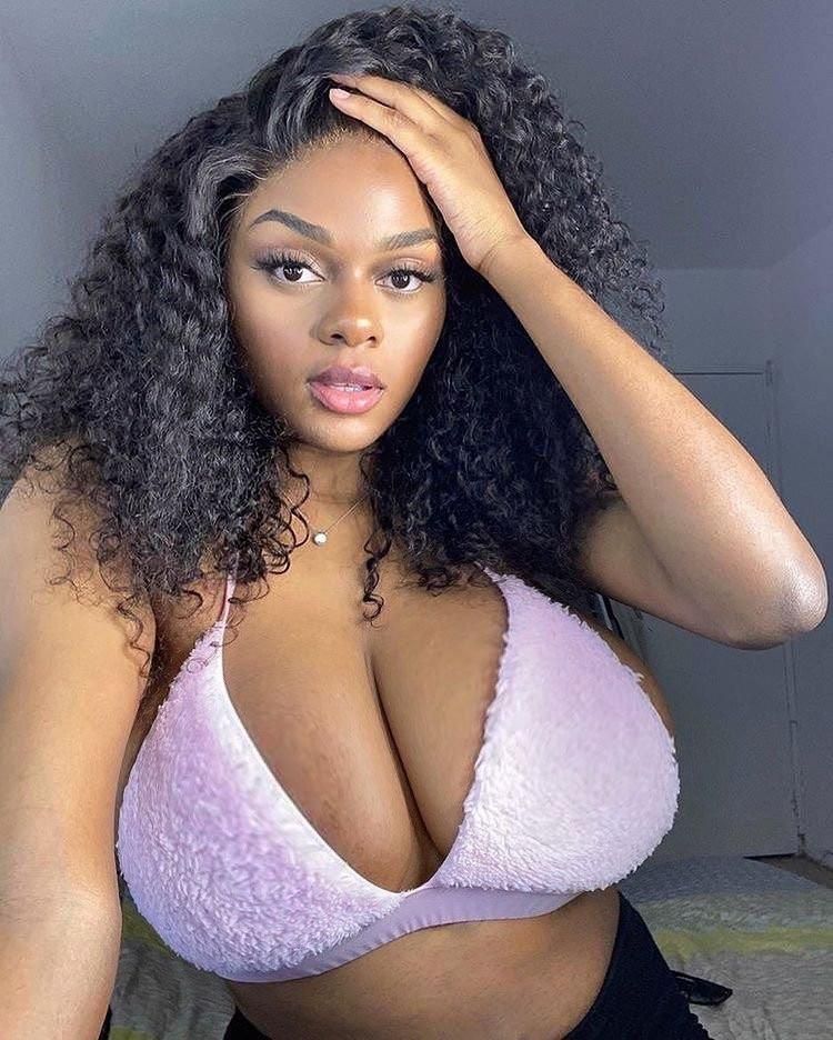 Ebony big tits