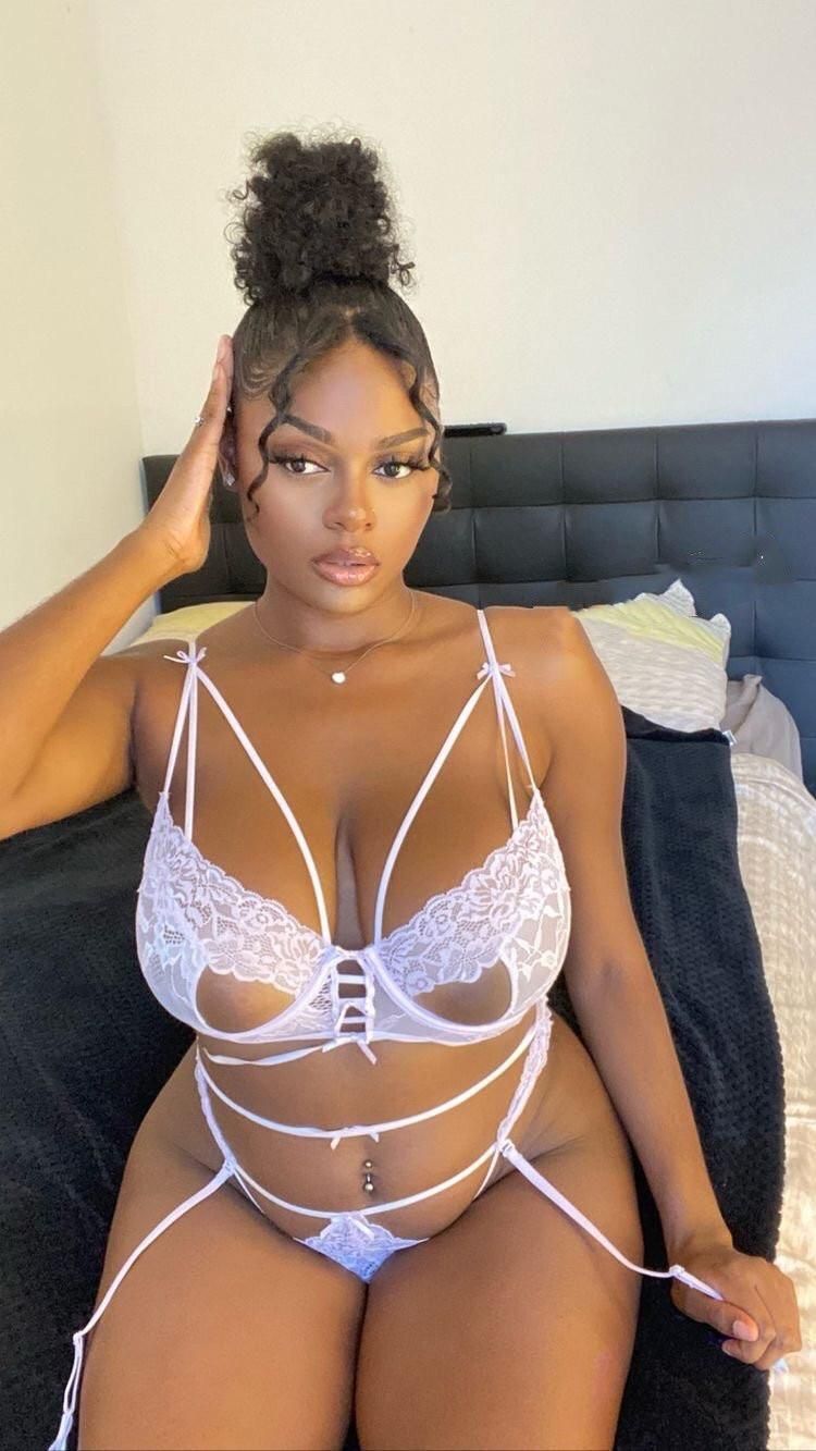 Ebony big tits