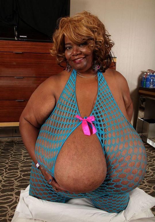 Die Liebe von Big Bosoms Norma