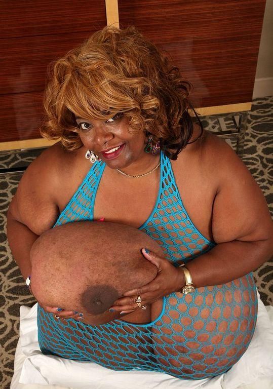 Die Liebe von Big Bosoms Norma