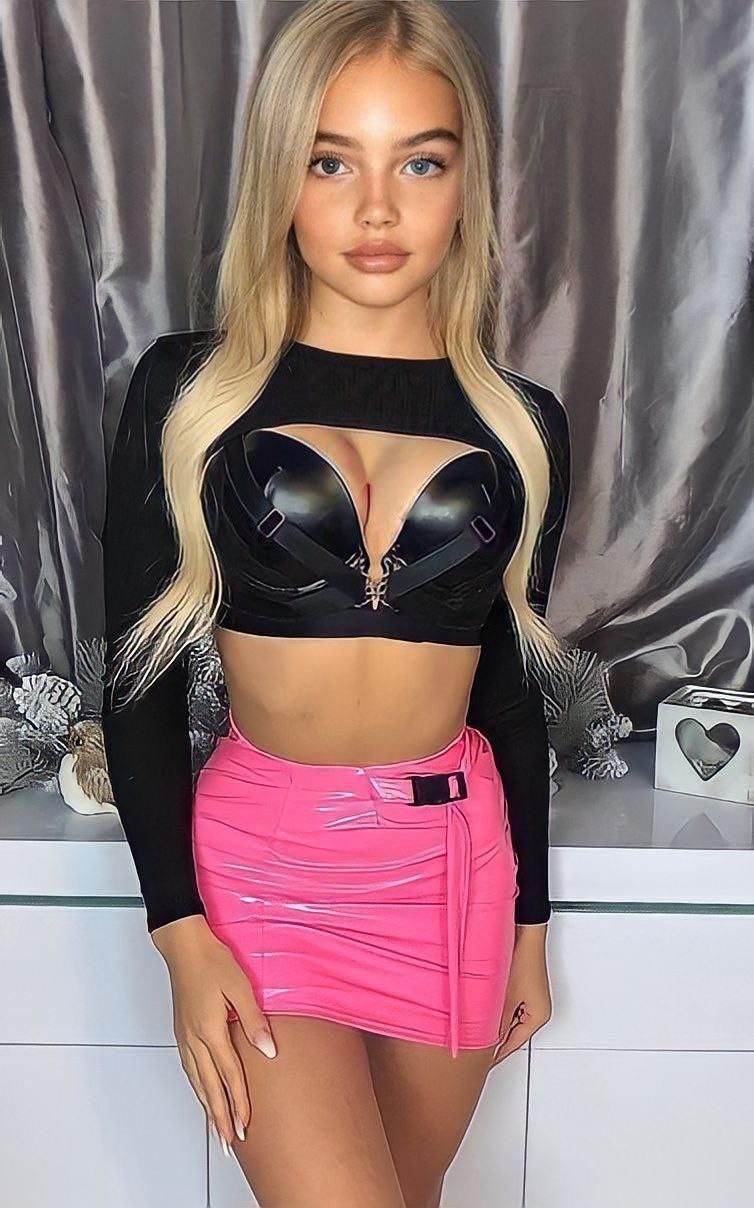 bimbos chav bitches to stroke and own full ballをとても速く排出する