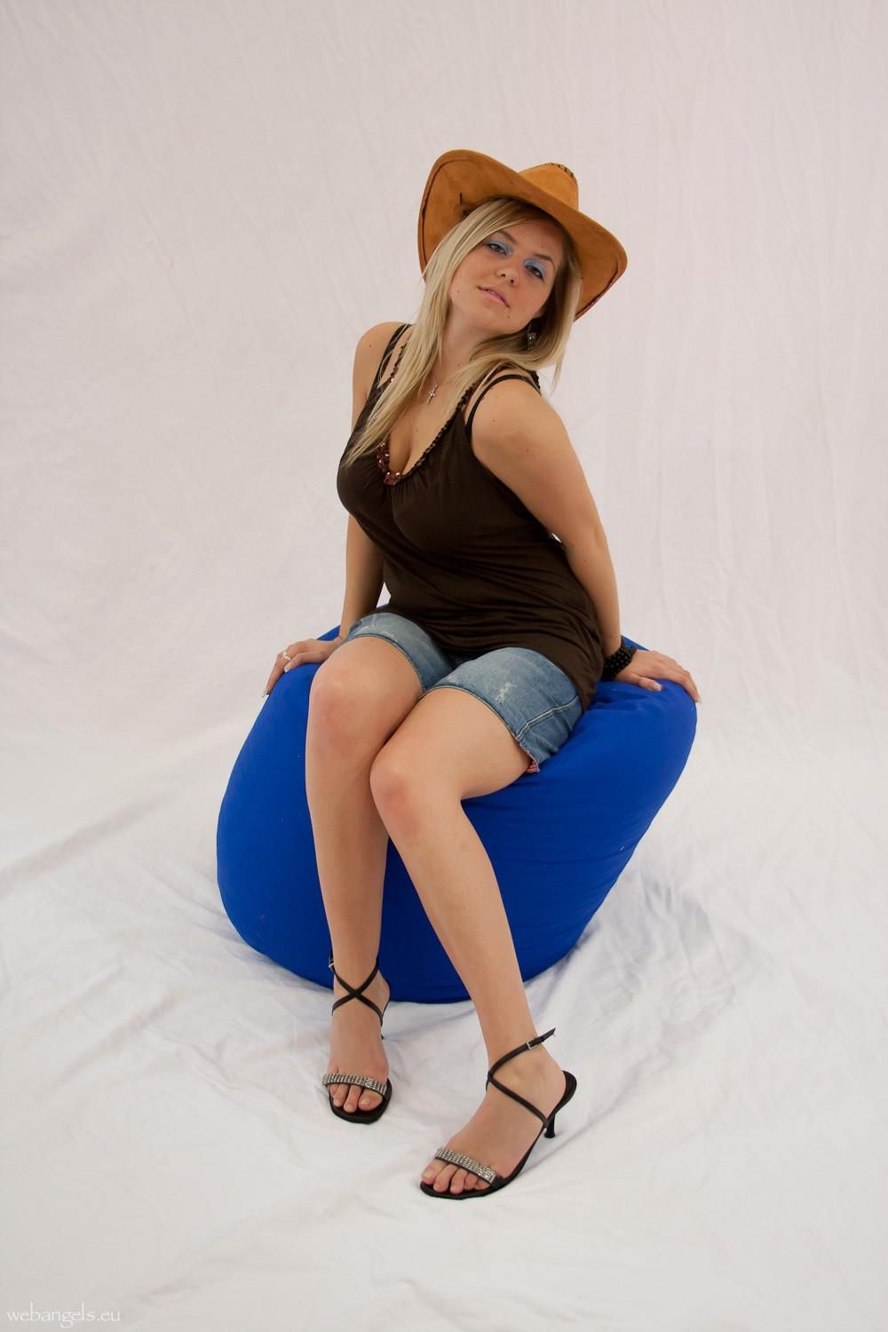 Alexandra Big tits cowgirl