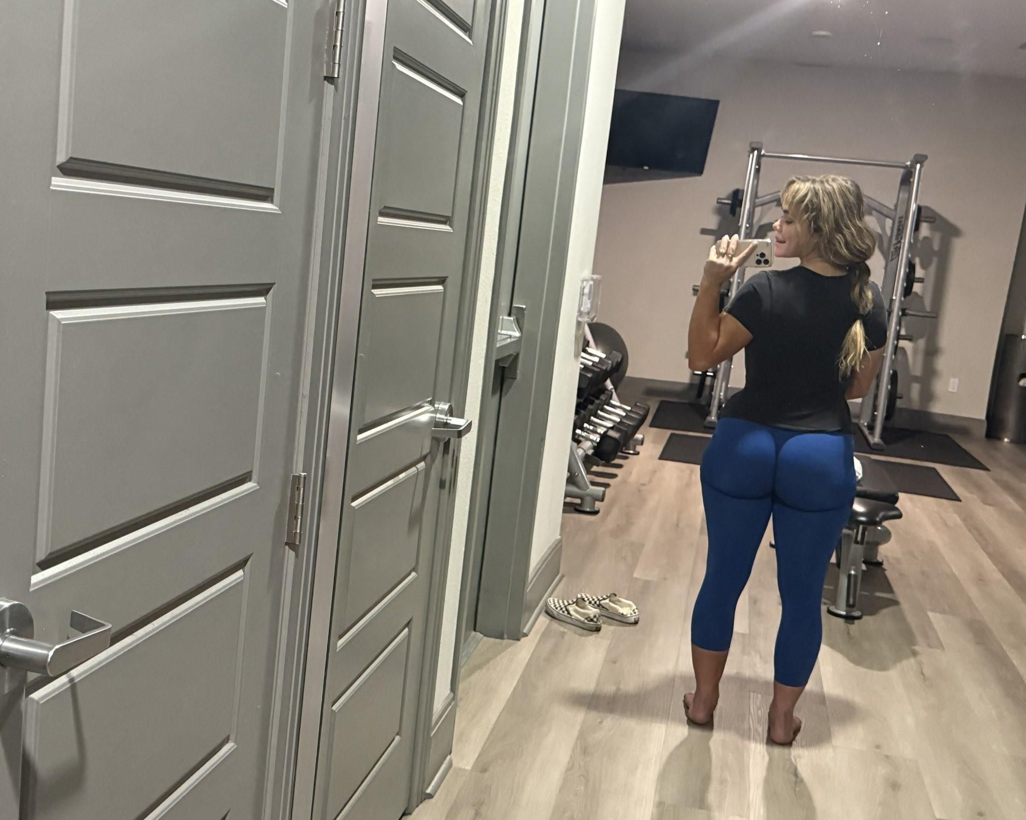 Erin Big Butt Big Boobd Gorgeous Blonde Girl Mixed Hot Shots