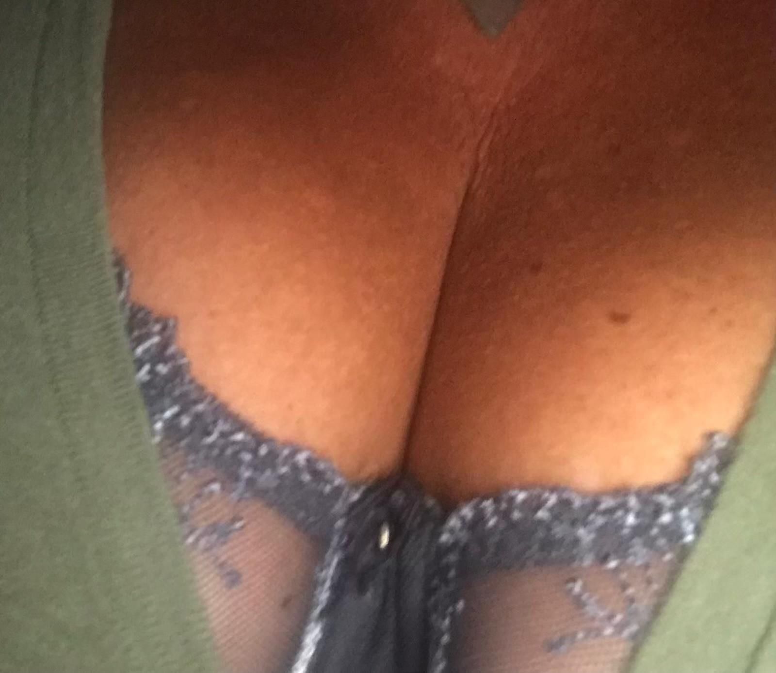 Busty mich ..