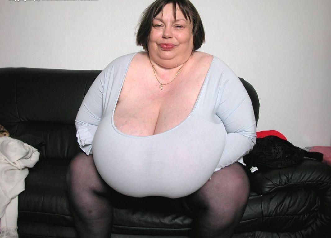 Karola
