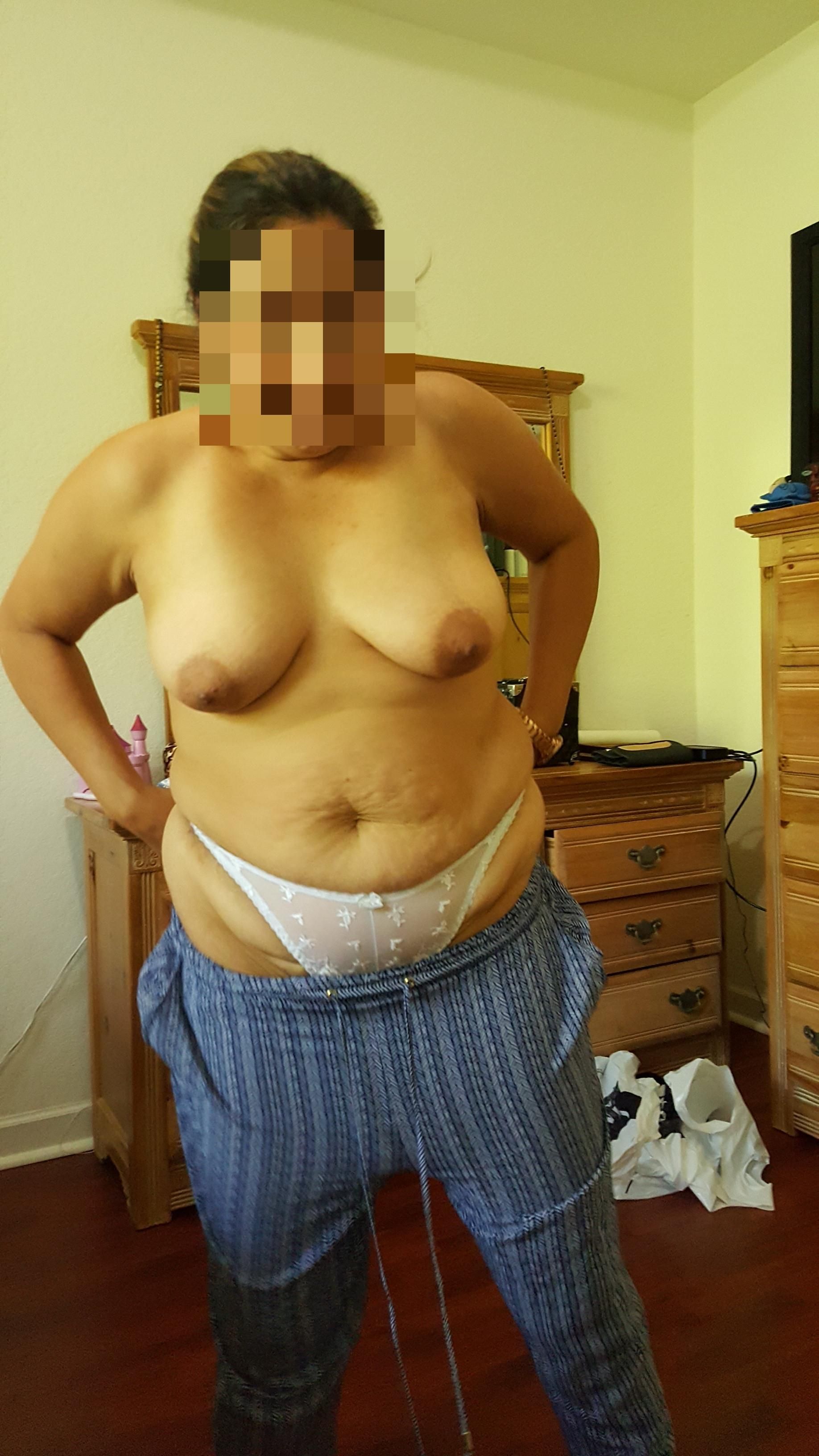 Tits Out Tetona