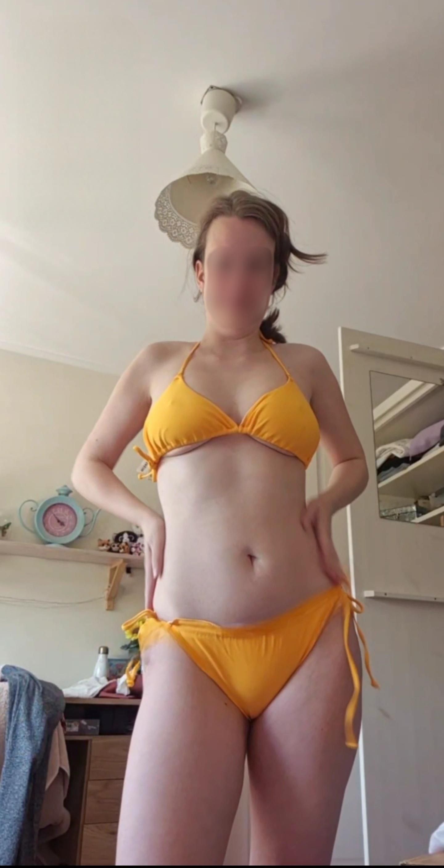 Meu biquíni amarelo