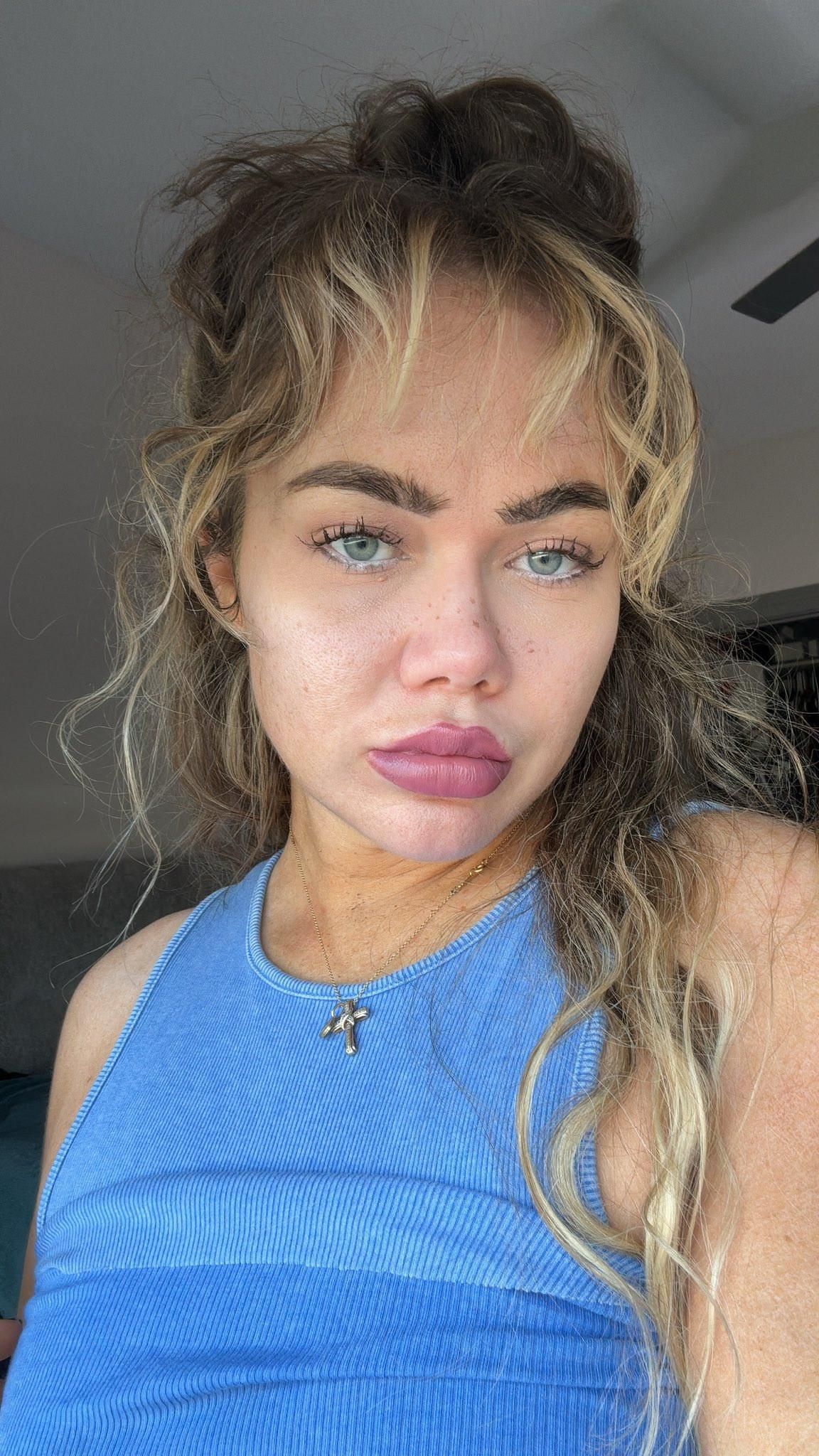 Erin Big Butt Big Boobd Gorgeous Blonde Girl Mixed Hot Shots