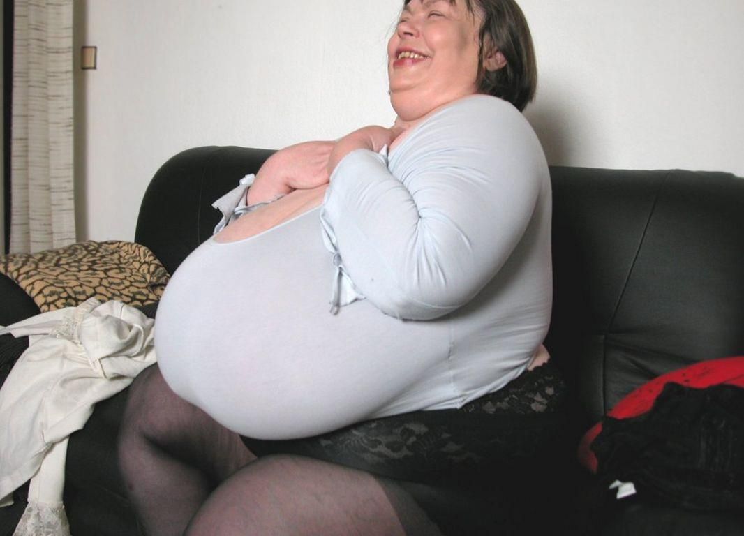 Karola