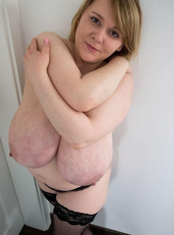 THE LOVE OF BIG BOSOMS JOCELYN