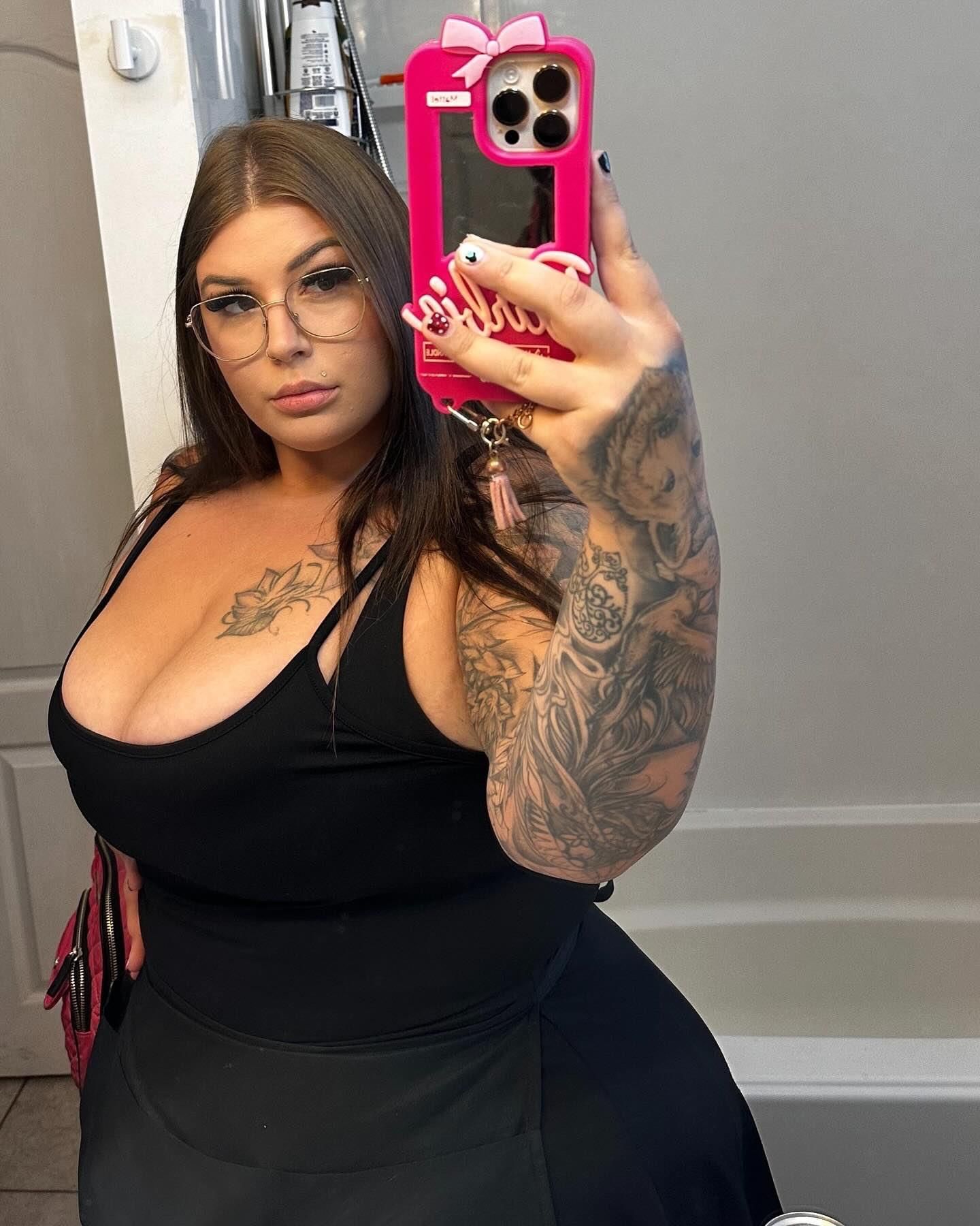 Paige Giant ASS Big Boobs Gorgeous BBW Girl Mixed HOT Shots