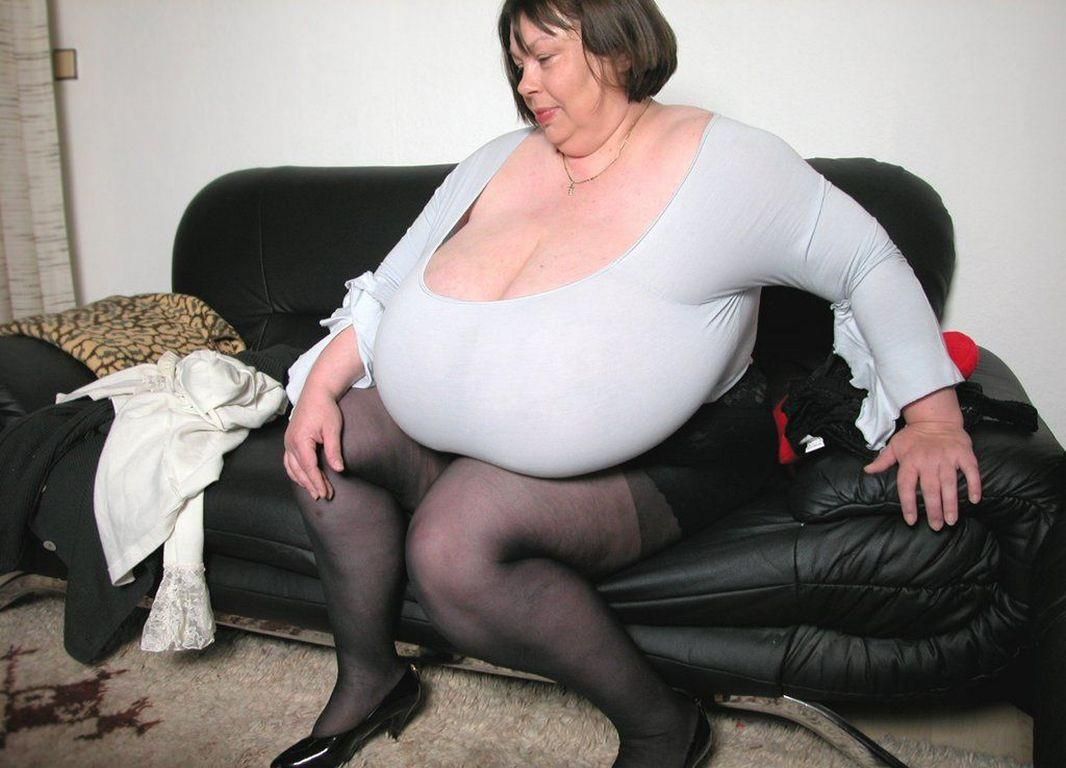 Karola