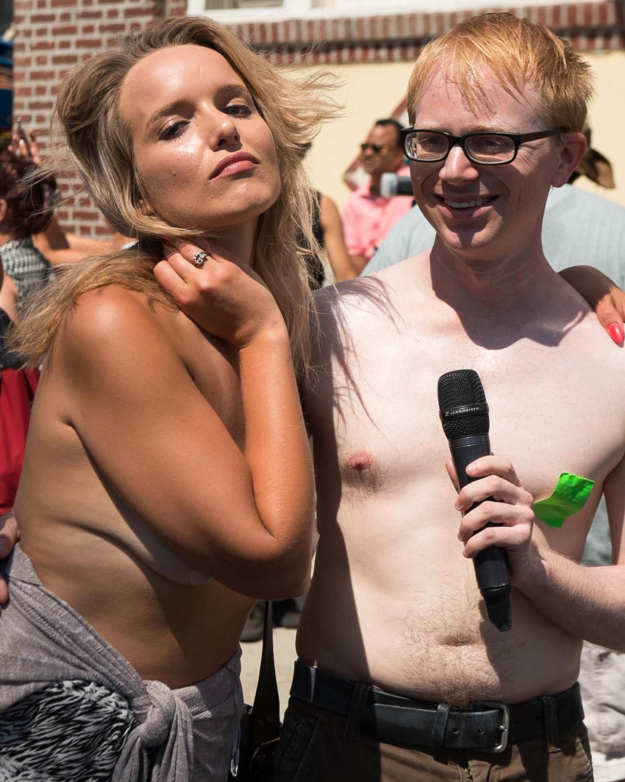 Sexy chubby women (Busty Women on Streets BBW)