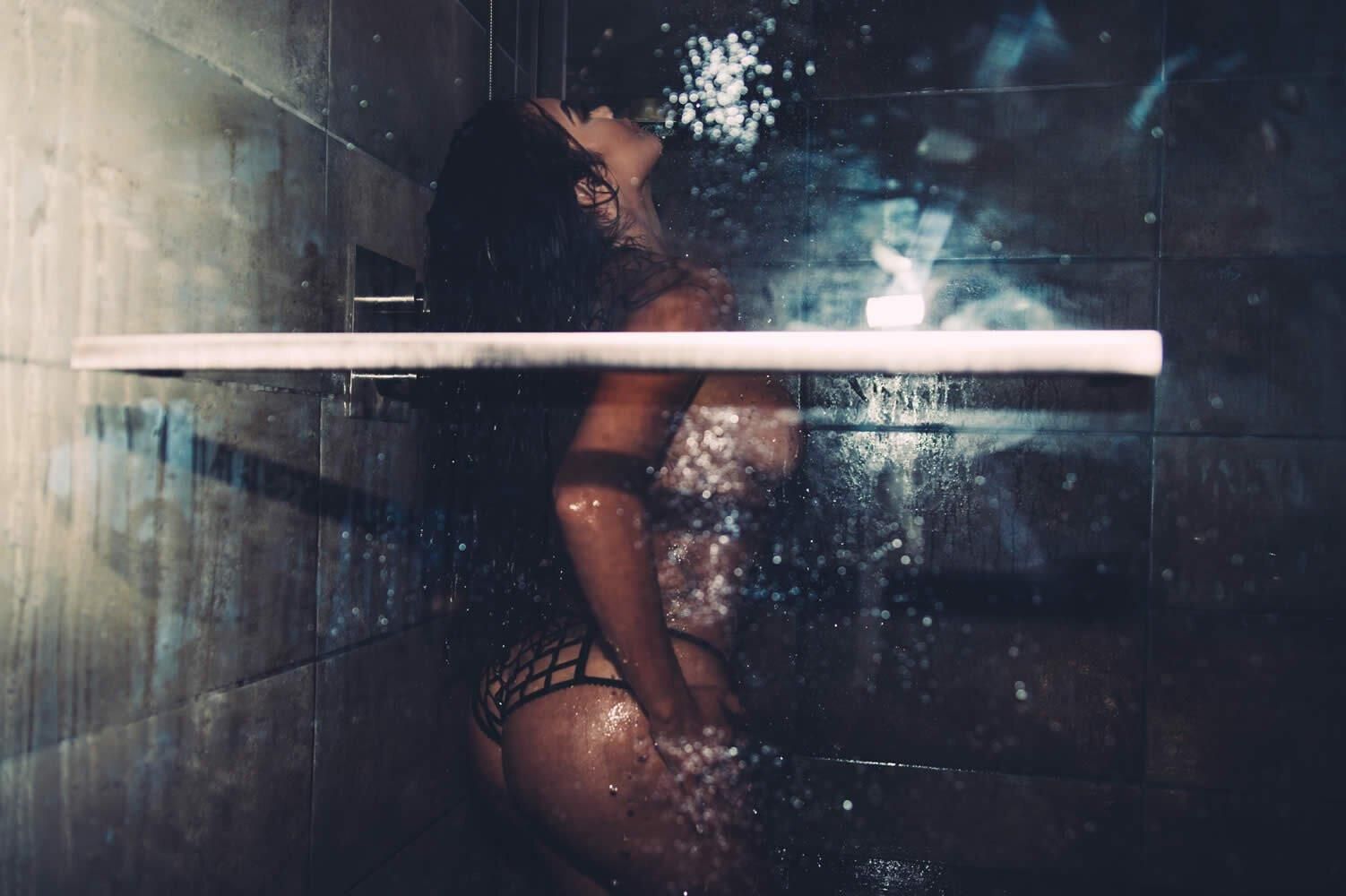 Daisy Marie wet and wild