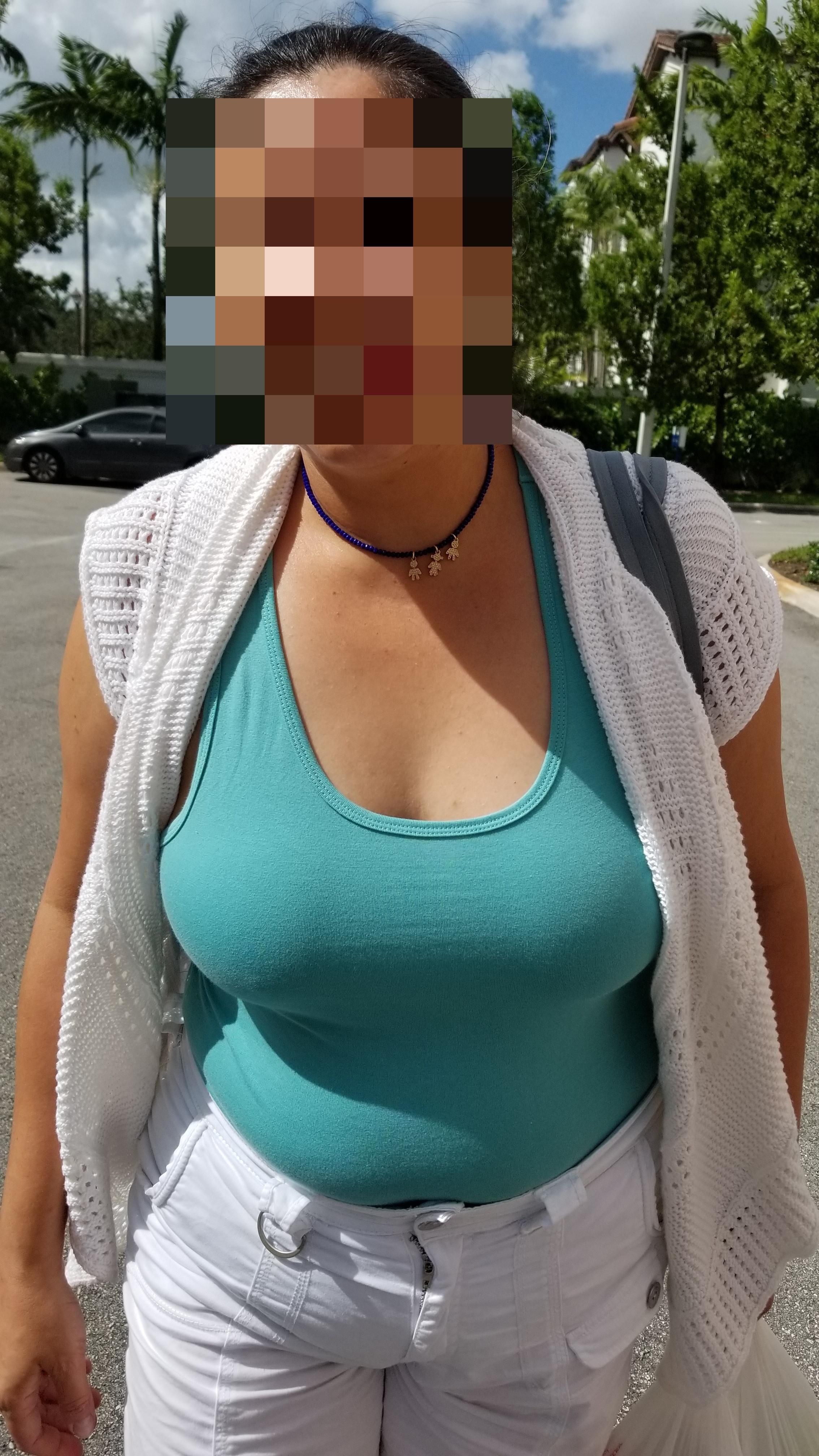 Tits Out Tetona