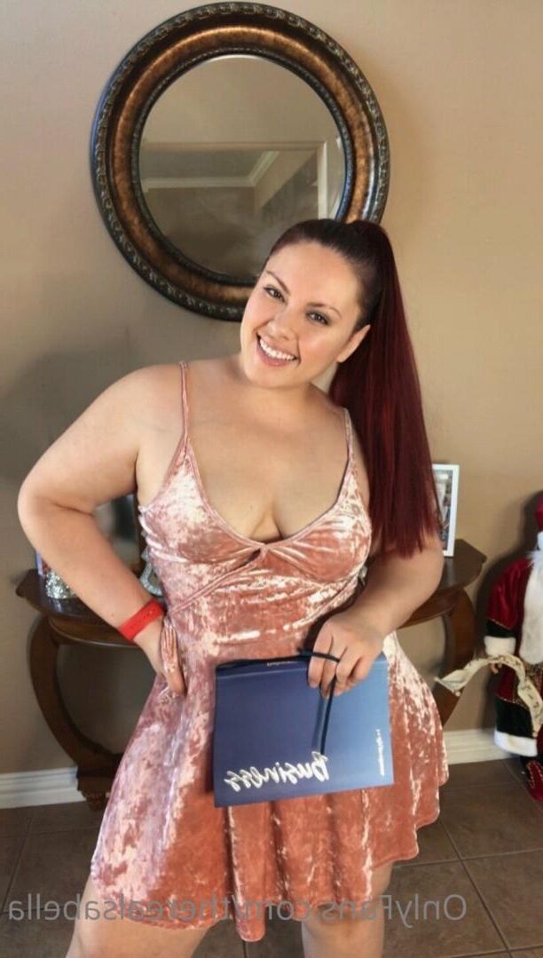 B K Huge Ass Nice Tits Gorgeous Brunette BBW Mixed Hot Shots