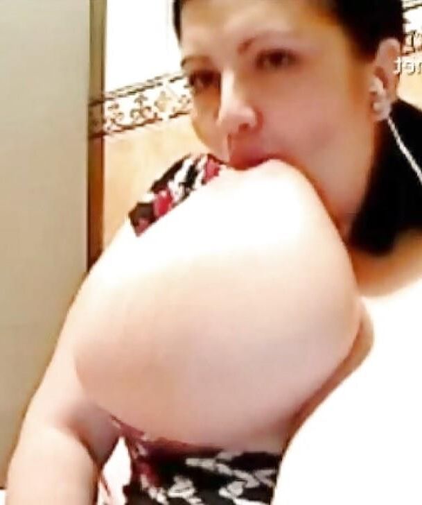 Women Who Suck Their Own Tits Hands Free
