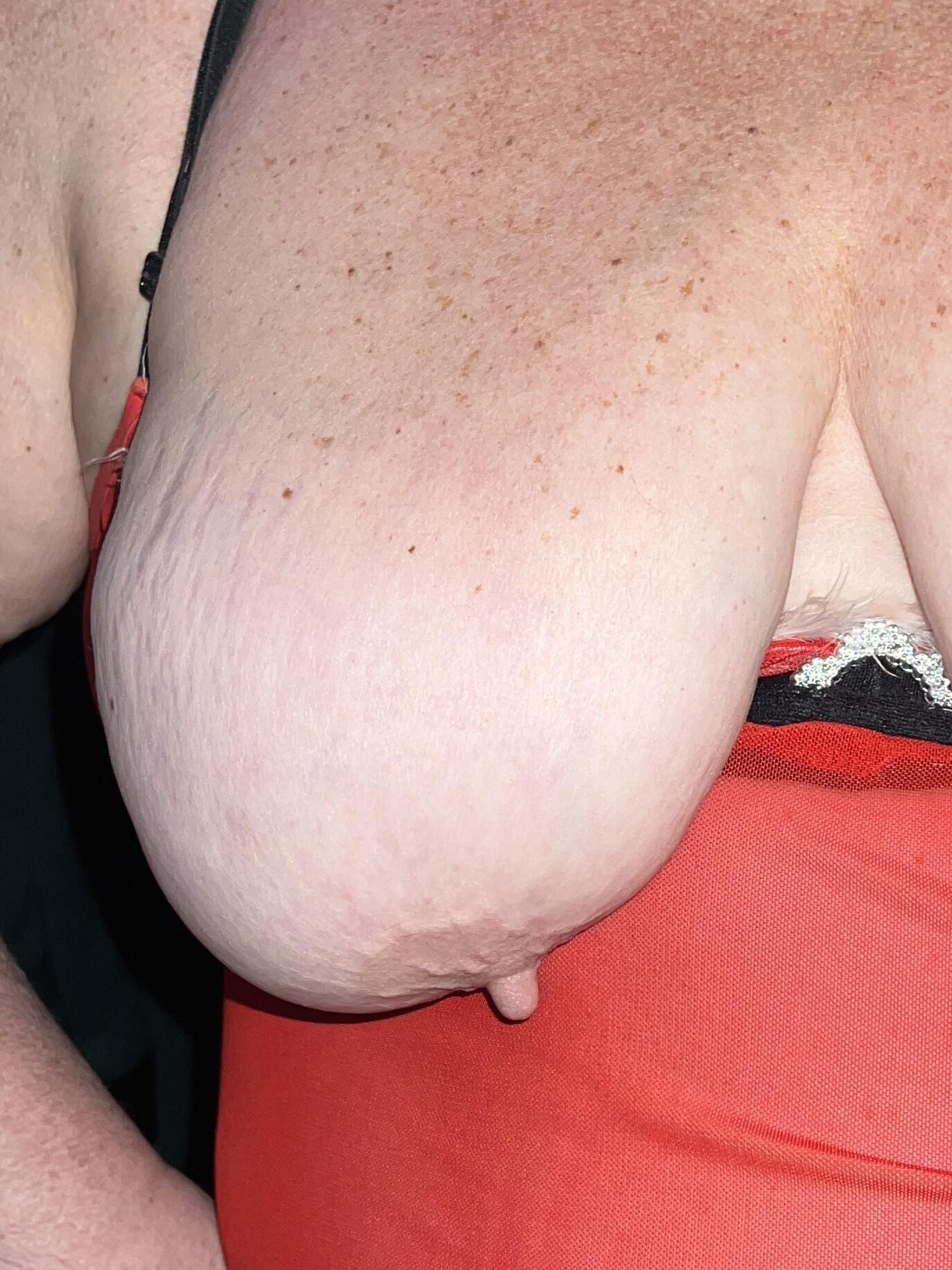 BBW wife's big tits and long nipples