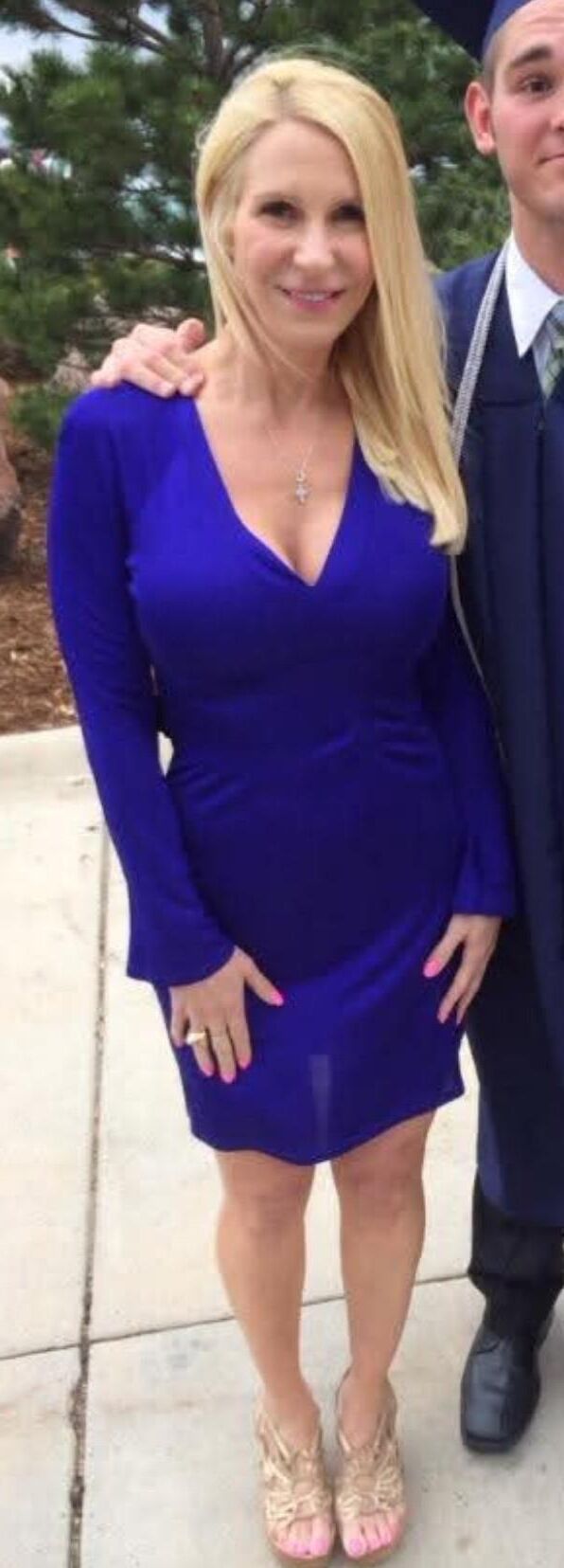 Ultimative echte Bimbo Milf Mutter