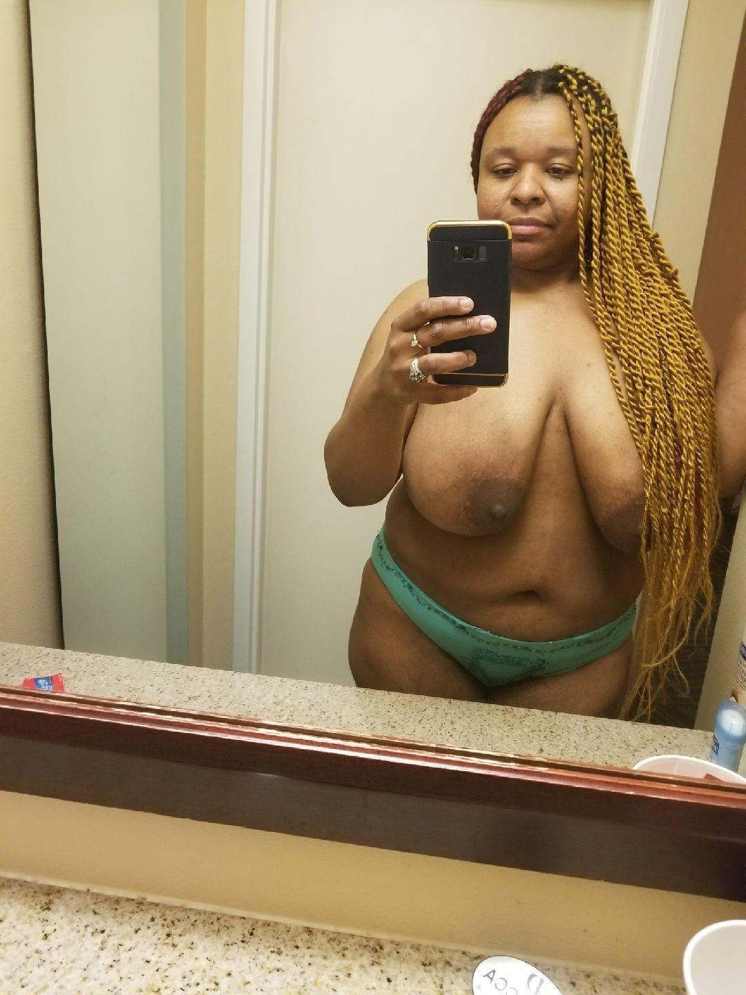 Ebony Mix 
