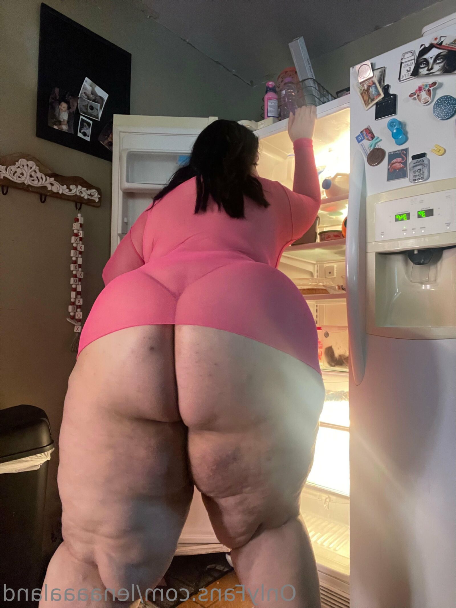 Lena riesige Arsch riesige Brüste Schönheit BBW Girl gemischt heiße Aufnahmen