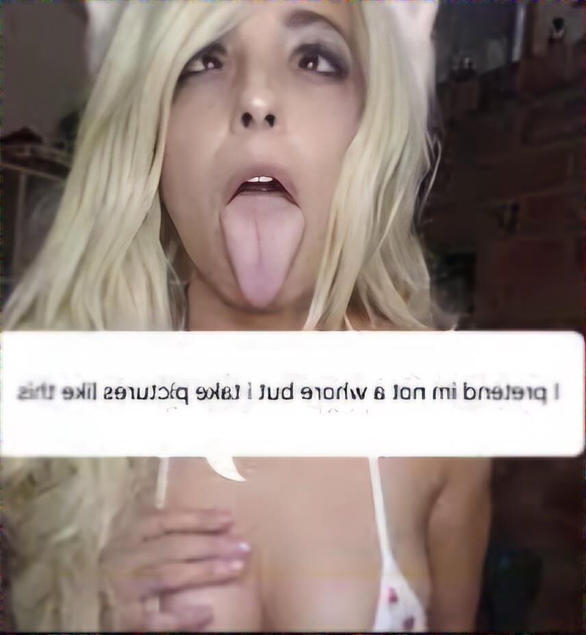 Raven wird ein Webslut, nachdem er Kik ausgesetzt hatte