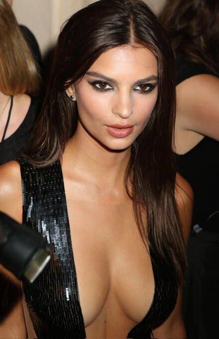 Emily Ratajkowski