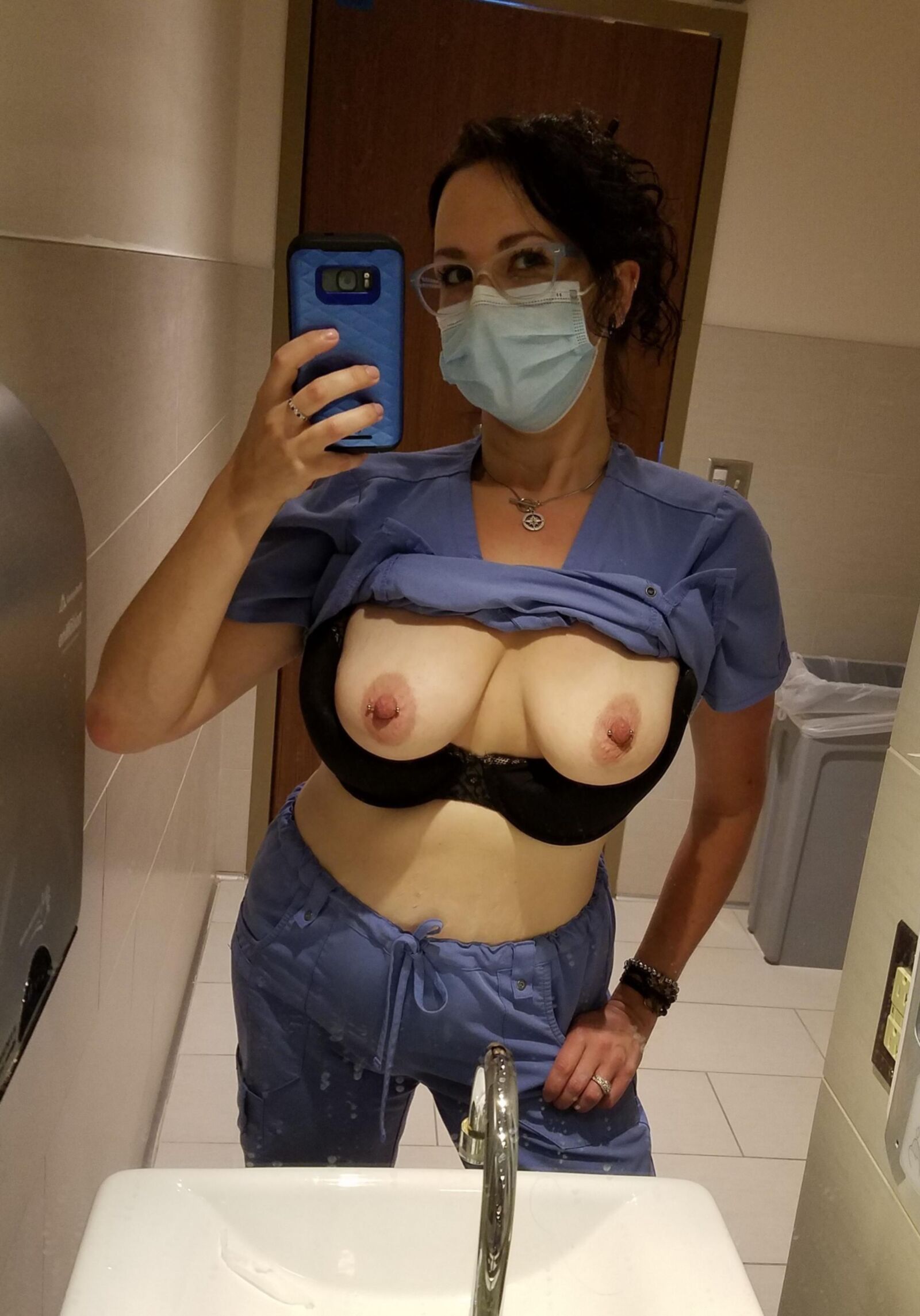 Selfie Home Girls *