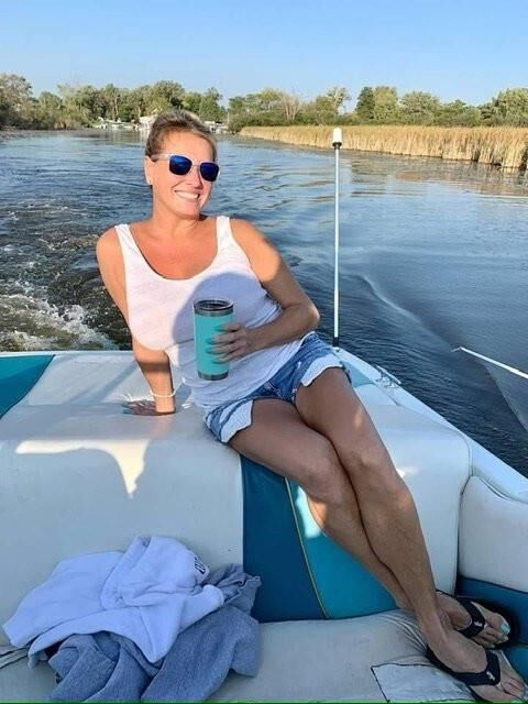 巨乳アマチュア熟女メリッサ