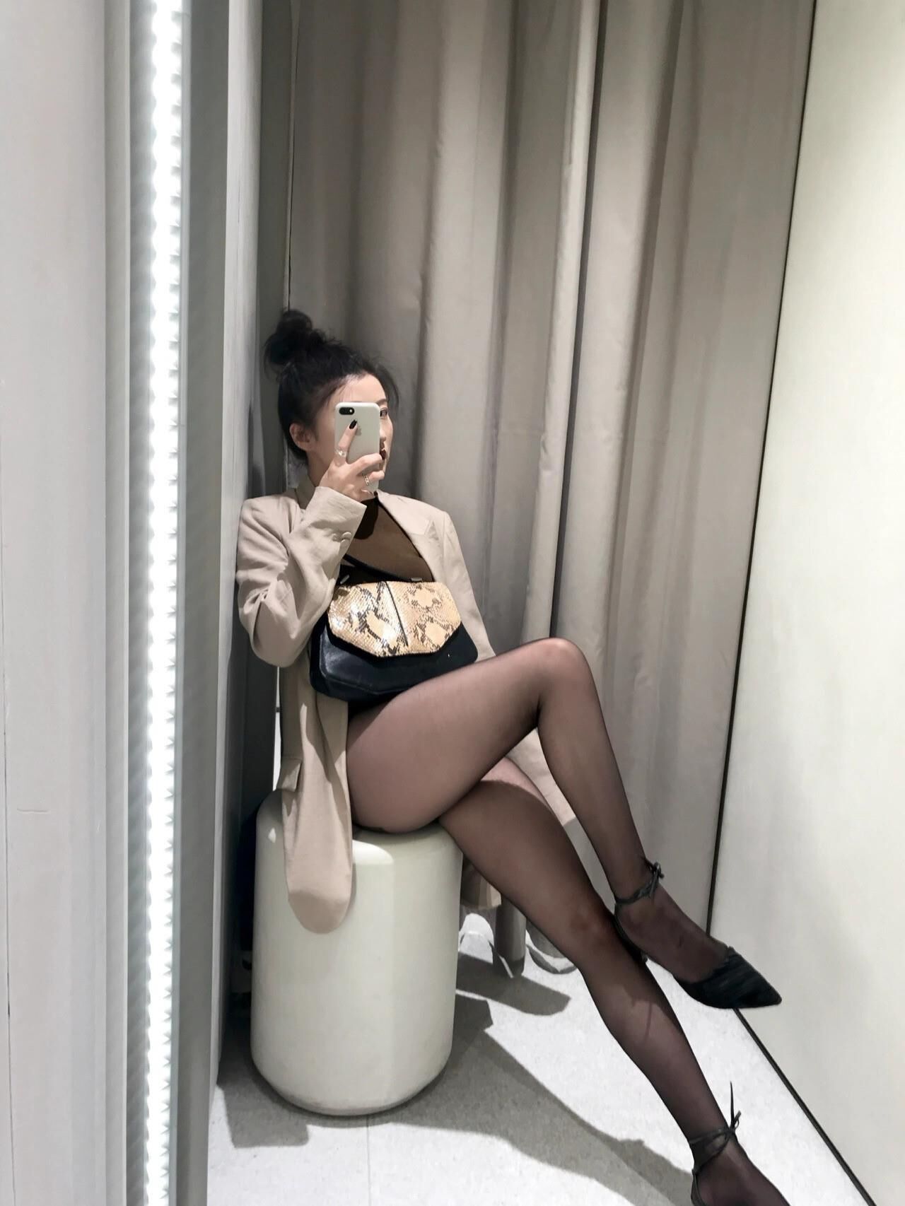 The Pinnacle of Asian Selfies 